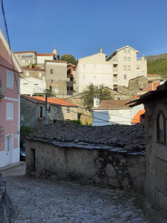 Casa Encantada - Holiday home Alvoco da Serra